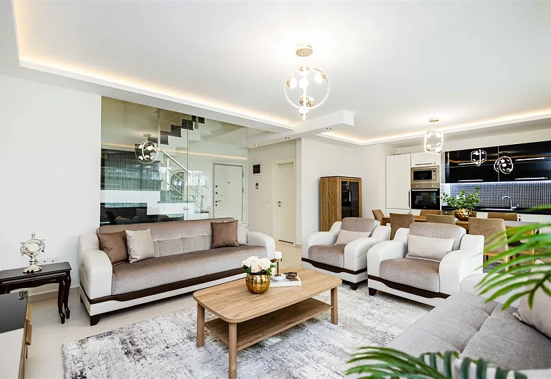 Садовый меблированный дуплекс 2+1 у моря в Кестеле
